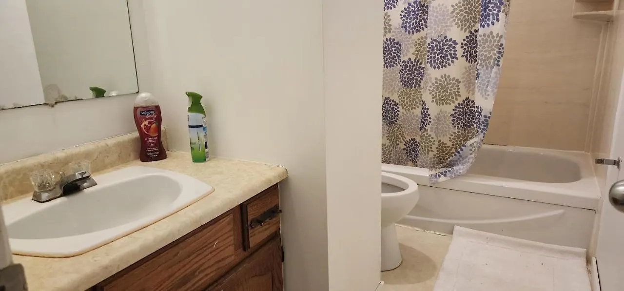 Apartment Chesskings - 3 Bedrooms - Chancellor Drive - Pembina Hwy Winnipeg Canada