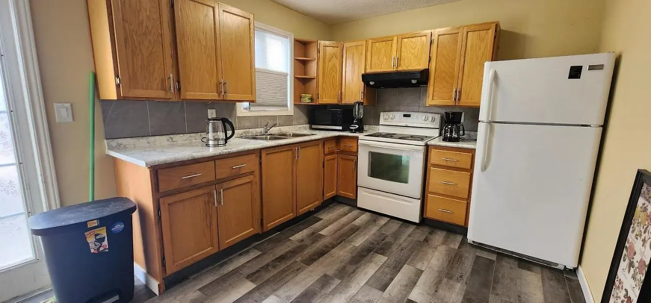 Chesskings - 3 Bedrooms - Chancellor Drive - Pembina Hwy Winnipeg Lägenhet